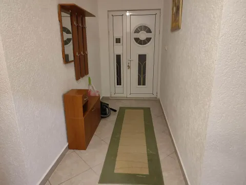 Rent, two bedroom apartment, 75m², Bjeliši, Bar - image 9