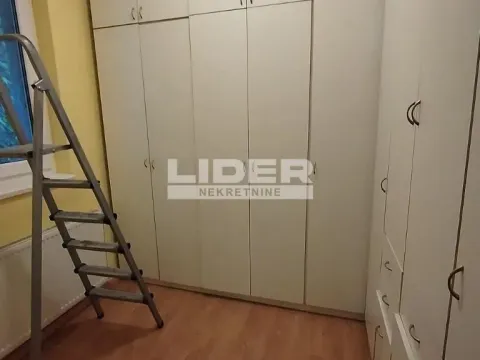 Izdavanje, trosoban stan, 90m², Vračar Sve Podlokacije, Beograd - image 11