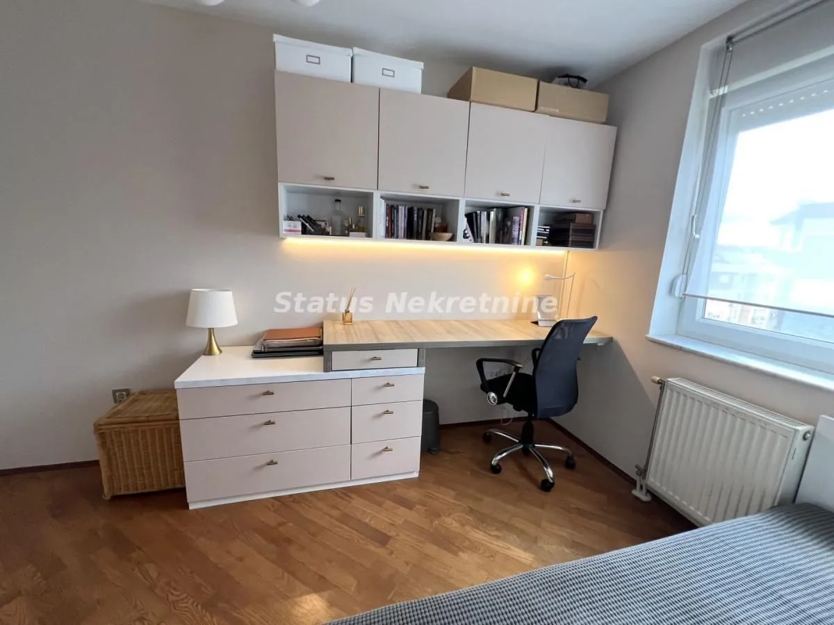 Sale, four bedroom apartment, 102m², Cara Dušana, Novi Sad Sve Podlokacije