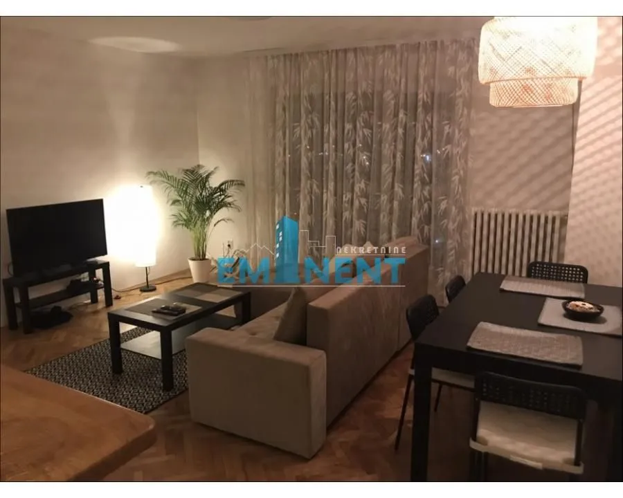 Izdavanje, četvorosoban stan, 76m², Profesorska Kolonija, Palilula Sve Podlokacije