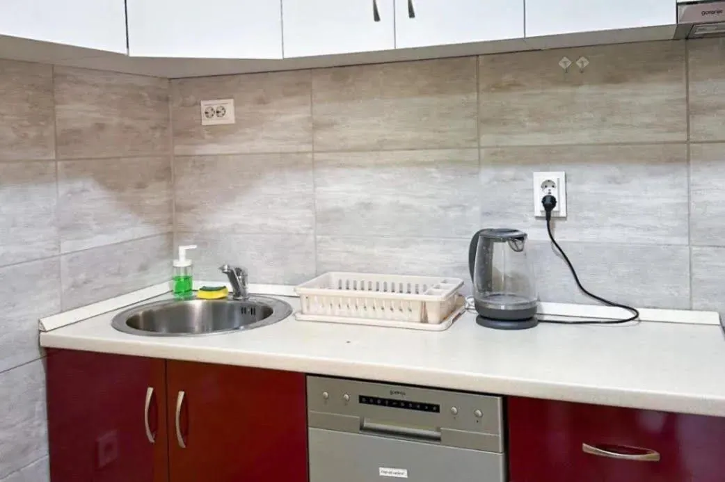 Izdavanje, dvosoban stan, 60m², Blok 5, Podgorica