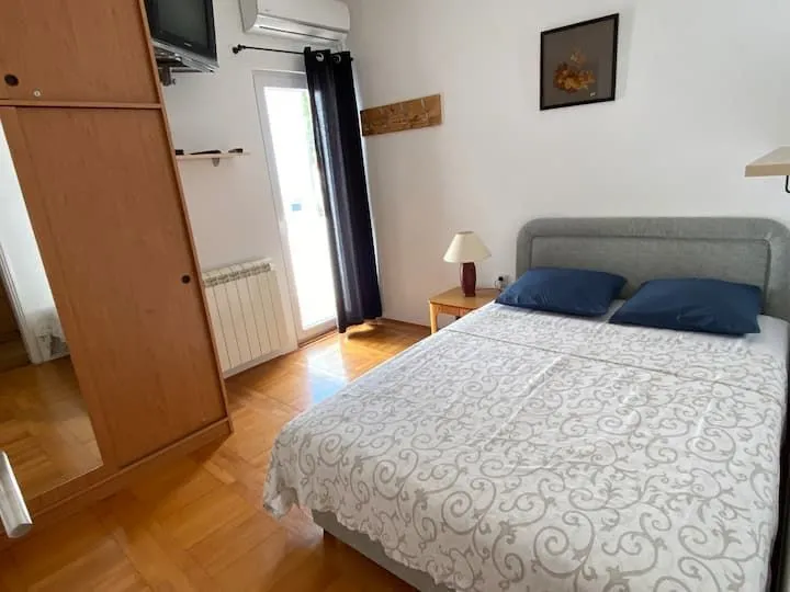 Rent, three bedroom apartment, 80m², Budva, Crna Gora