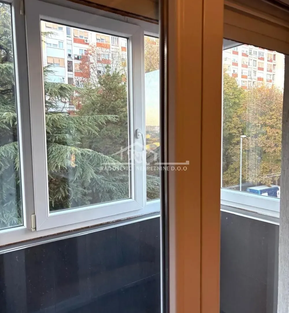 Sale, four bedroom apartment, 95m², Skojevsko Naselje, Beograd
