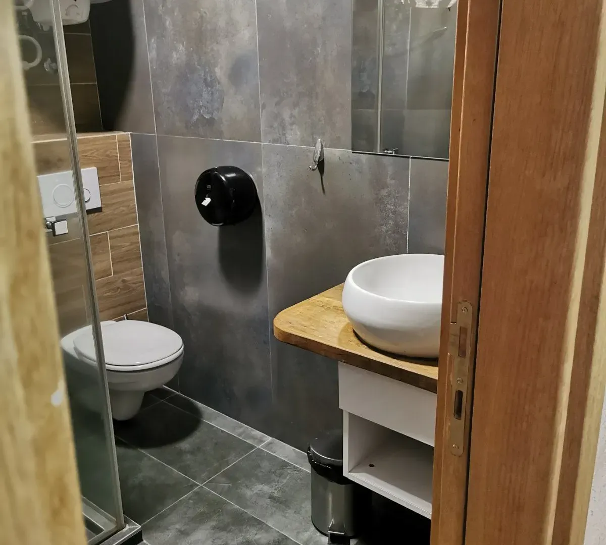 Prodaja, četvorosoban stan, 118m², Kraljevi Čardaci, Kopaonik