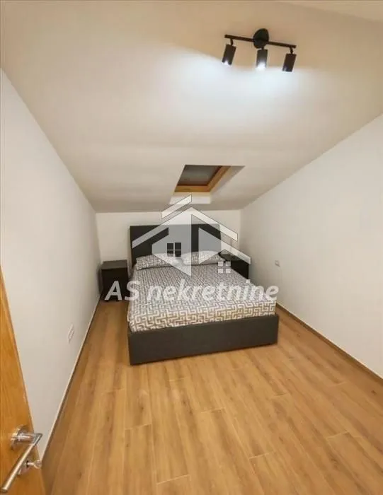 Rent, three bedroom apartment, 77m², Autokomanda, Voždovac Sve Podlokacije