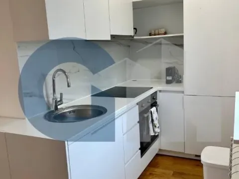 Prodaja, jednosoban stan, 35m², Kalenić Pijaca, Vračar Sve Podlokacije - image 3