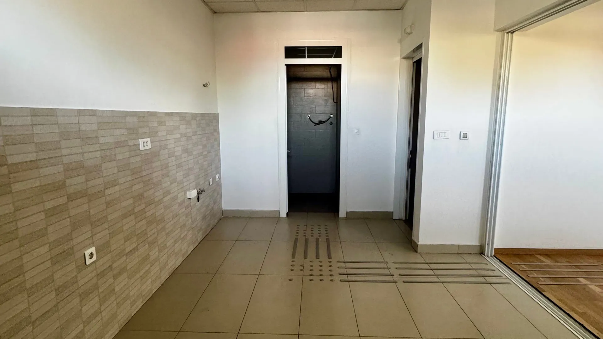 Rent, office space, 180m², Stara Varoš, Podgorica
