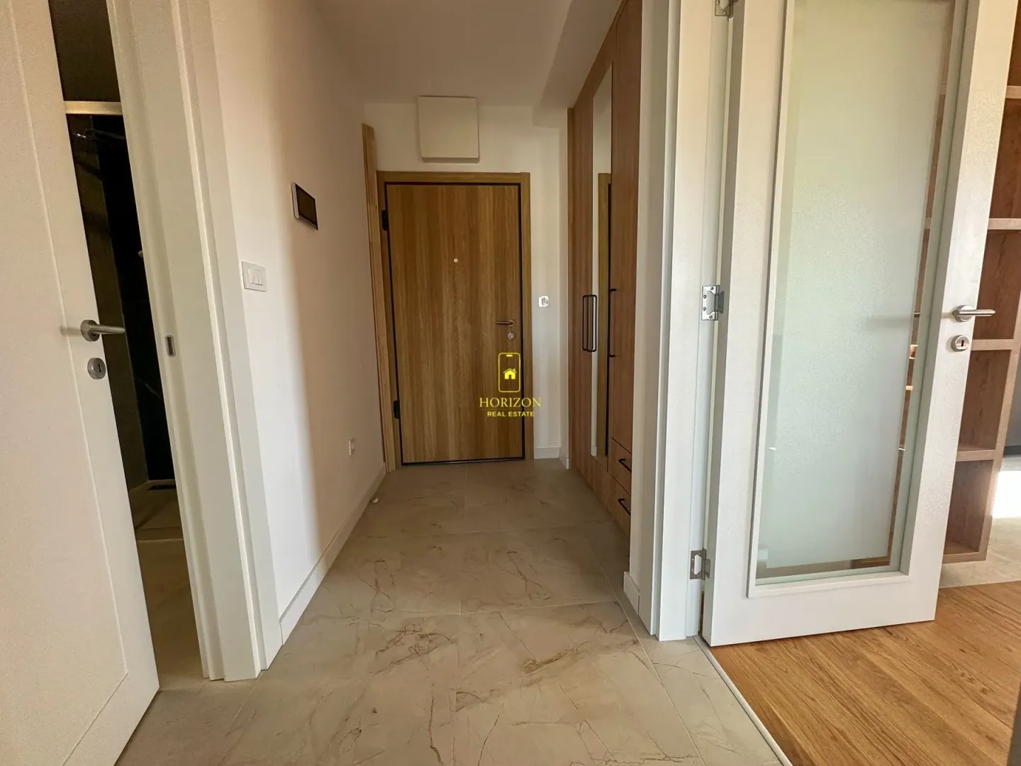 Sale, one bedroom apartment, 56m², Tološka šuma, Podgorica