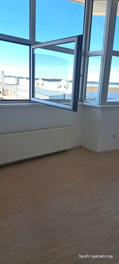 Rent, office space, 200m², Nova Pazova, Stara Pazova