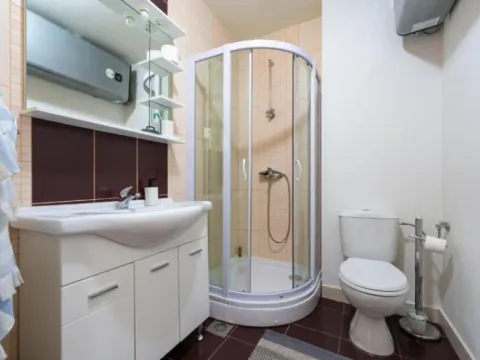 Sale, studio apartment, 33m², Risan, Kotor - image 3