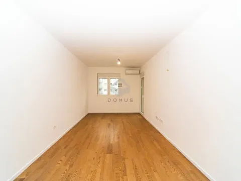 Rent, one bedroom apartment, 44m², Pobrežje, Podgorica - image 3