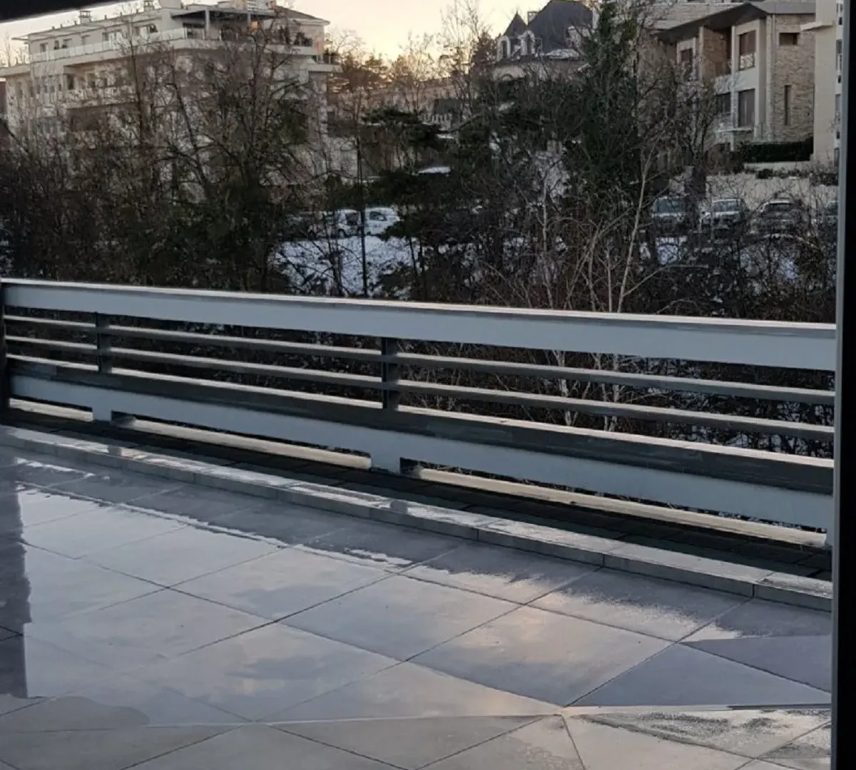 Izdavanje, jednosoban stan, 48m², Dedinje Sve Podlokacije, Beograd
