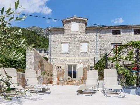  House for Sale, 146m2, Perast, Kotor