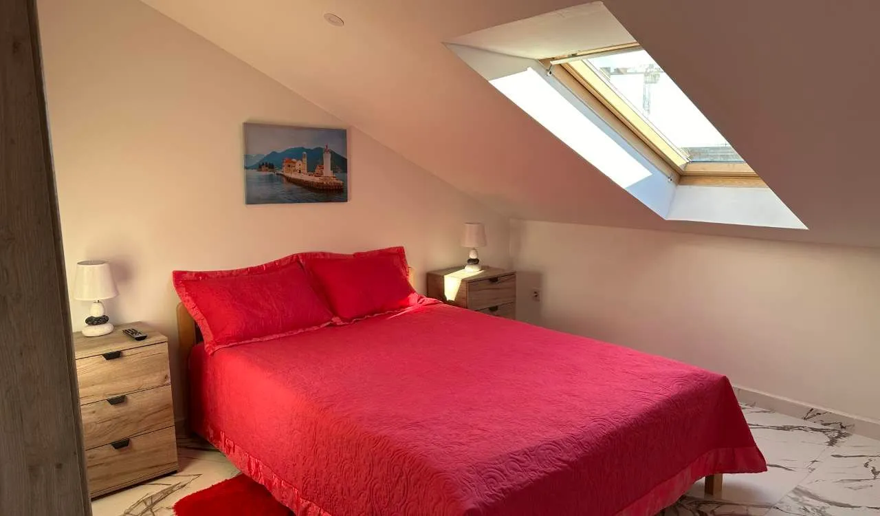Sale, four bedroom apartment, 87m², Centar, Budva