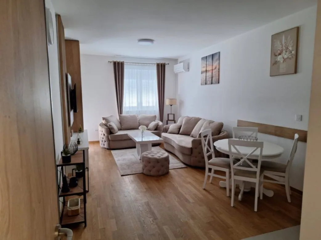 Rent, one bedroom apartment, 50m², Stari Aerodrom, Podgorica