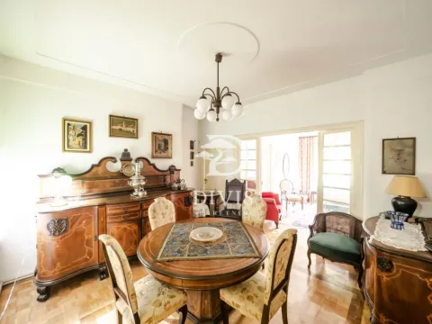 Prodaja, trosoban stan, 119m², Kalenić Pijaca, Vračar Sve Podlokacije - image 13