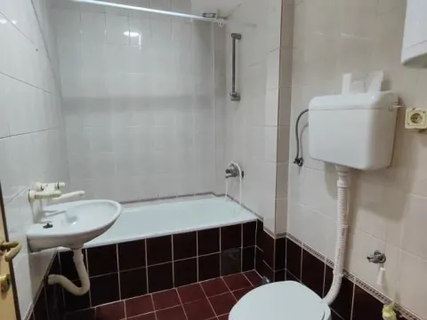 Izdavanje, dvosoban stan, 54m², Aqua park, Jagodina - image 8