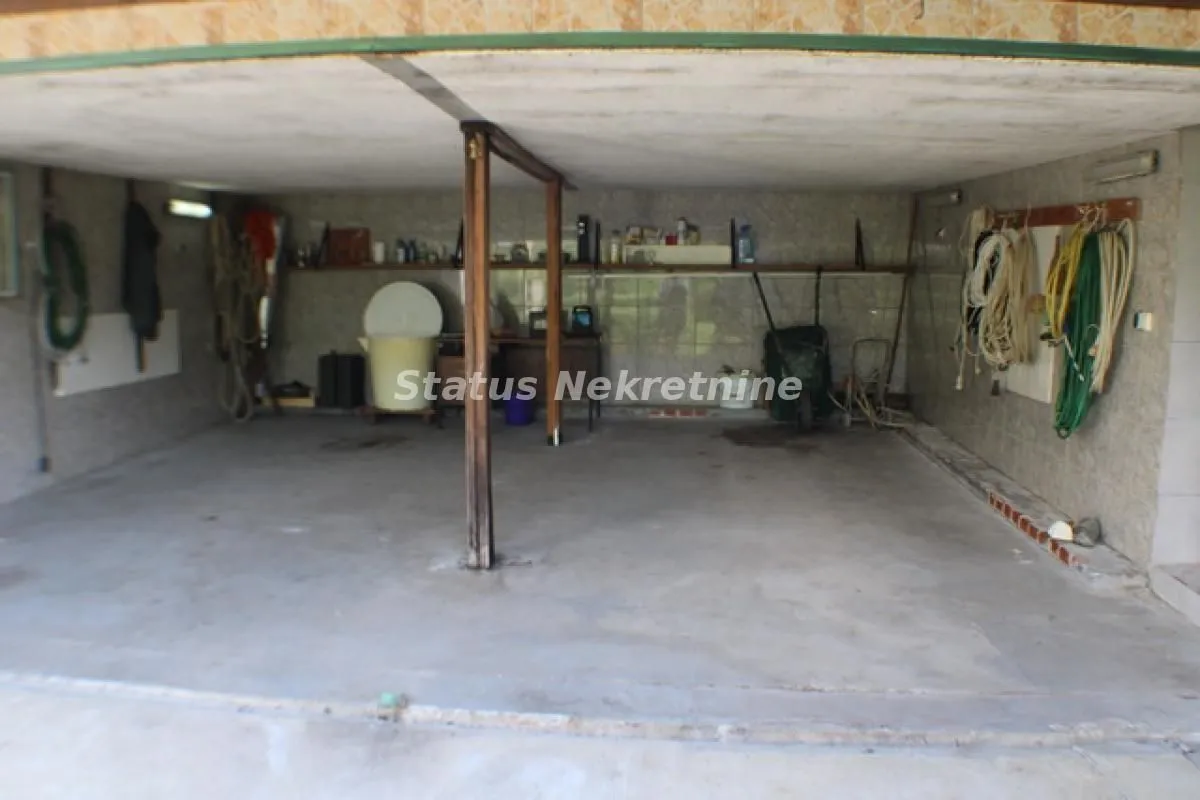 Prodaja, kuća, 160m², Beočin, Srbija