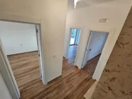 Prodaja, trosoban stan, 183m², Centar, Ulcinj - image 7