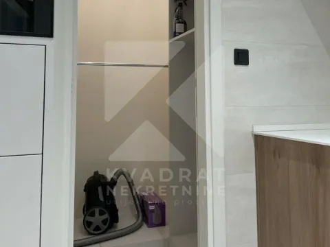 Izdavanje, jednosoban stan, 53m², Central Point, Podgorica - image 16