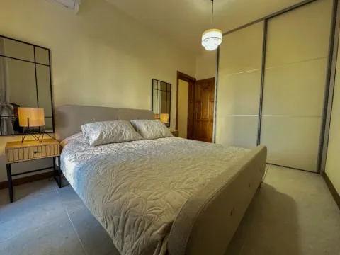 Izdavanje, trosoban stan, 114m², Momišići, Podgorica - image 10