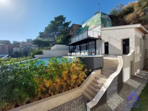 Sale, three bedroom apartment, 124m², Komoševina, Budva - image 17