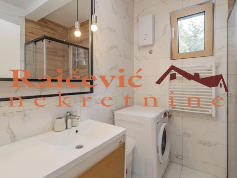 Rent, two bedroom apartment, 40m², Šumice, Beograd - image 15
