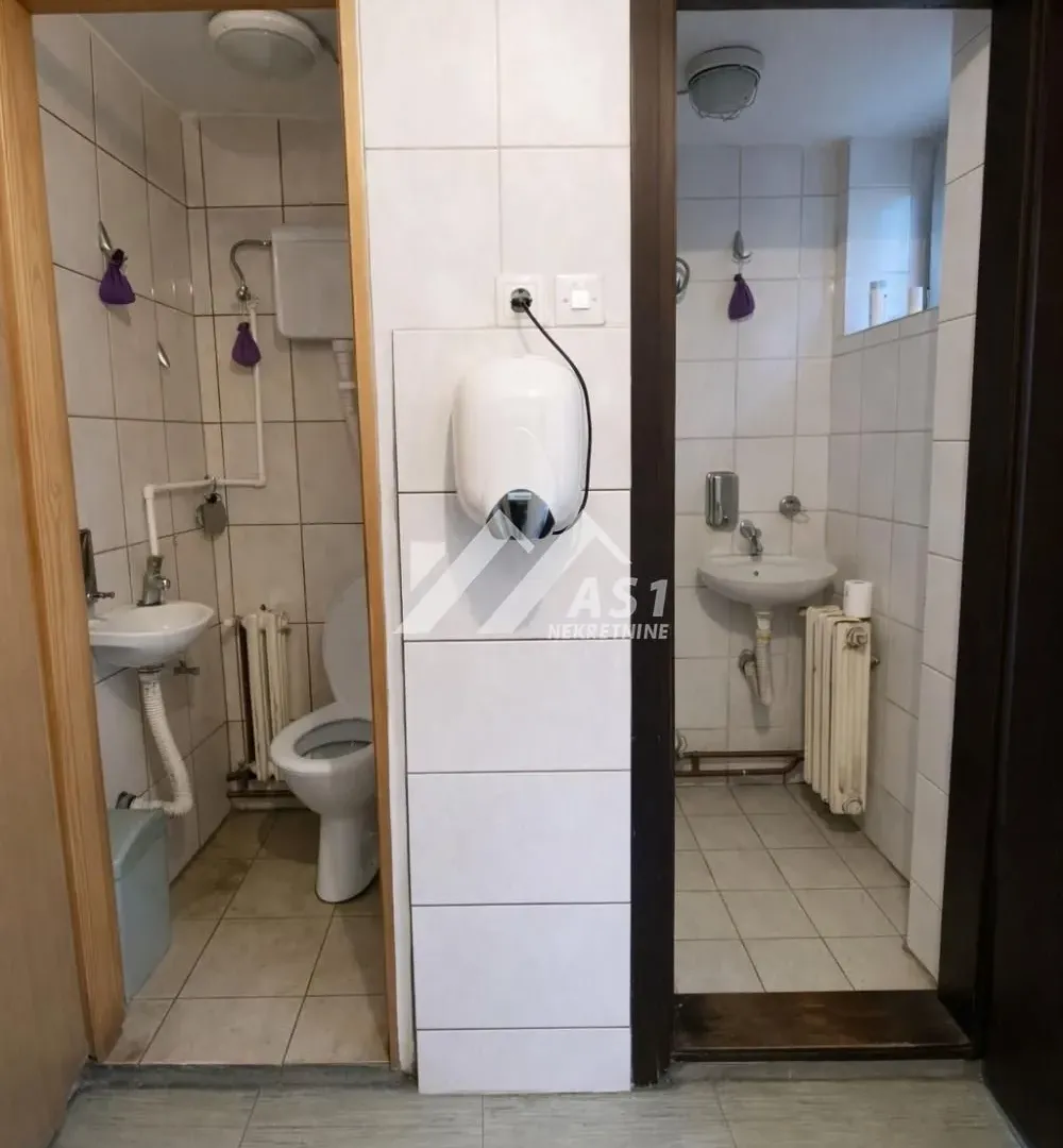Rent, office space, 300m², Petrovaradin, Novi Sad