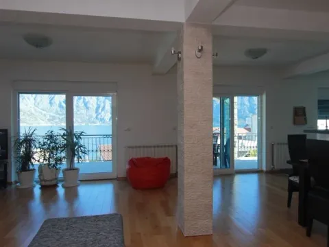Sale, house, 300m², Stoliv, Kotor - image 12