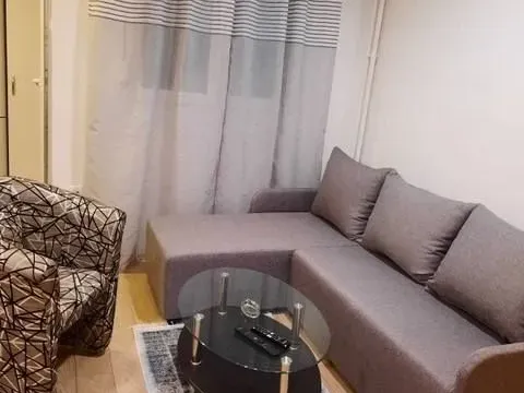 Rent, two bedroom apartment, 58m², Zemun Centar, Zemun Sve Podlokacije - image 13