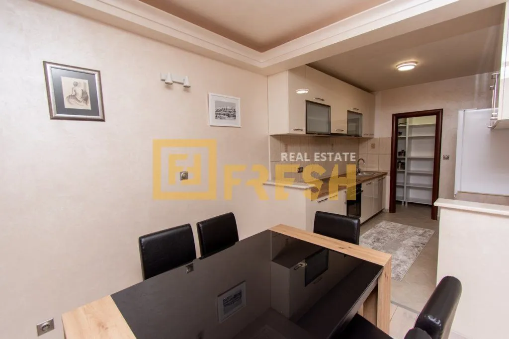 Izdavanje, trosoban stan, 90m², Ljubović, Podgorica