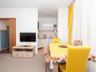 Izdavanje, dvosoban stan, 63m², Blok 9, Podgorica - image 3