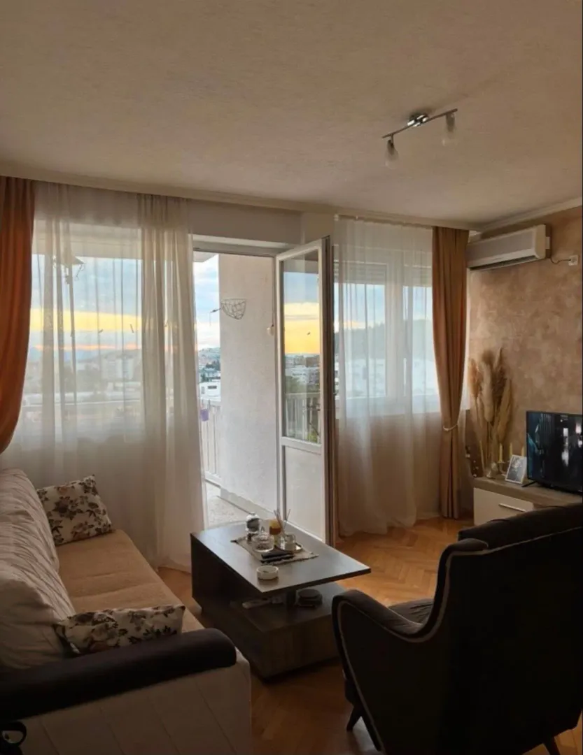 Prodaja, jednosoban stan, 48m², Pejton, Podgorica