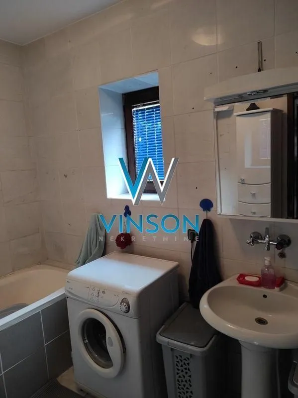 Izdavanje, kuća, 350m², Klisa, Novi Sad Sve Podlokacije