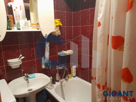 Prodaja, trosoban stan, 81m², Miljakovac, Rakovica - image 10