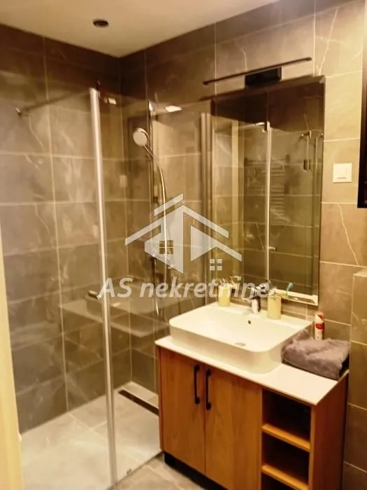 Rent, three bedroom apartment, 98m², Novi Beograd Blok 65, Novi Beograd Sve Podlokacije