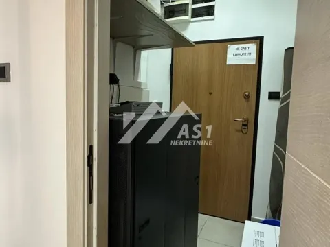 Rent, office space, 280m², Bulevar Oslobodjenja, Novi Sad Sve Podlokacije - image 3