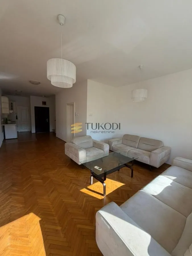 Sale, four bedroom apartment, 120m², Stari grad, Novi Sad