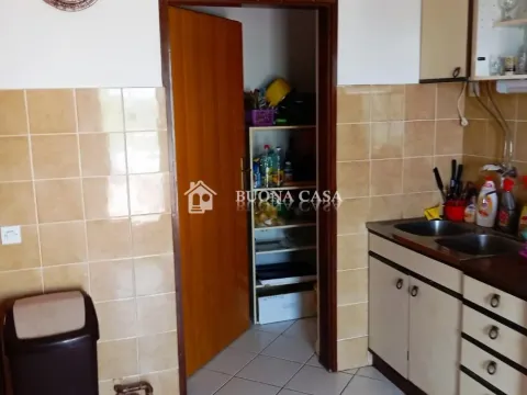 Prodaja, kuća, 205m², Jugovo, Smederevo - image 8