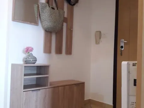 Prodaja, dvosoban stan, 75m², Integralovo, Nikšić - image 7