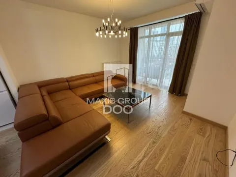 Prodaja, trosoban stan, 81m², Savski Venac, Beograd - image 1
