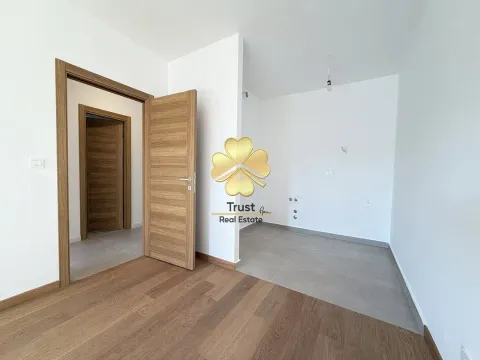 Izdavanje, jednosoban stan, 50m², Podgorica, Crna Gora - image 4