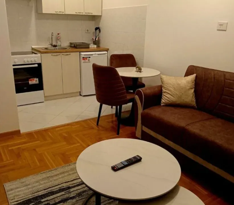 Izdavanje, jednosoban stan, 35m², City Kvart, Podgorica