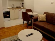 Izdavanje, jednosoban stan, 35m², City Kvart, Podgorica - image 1