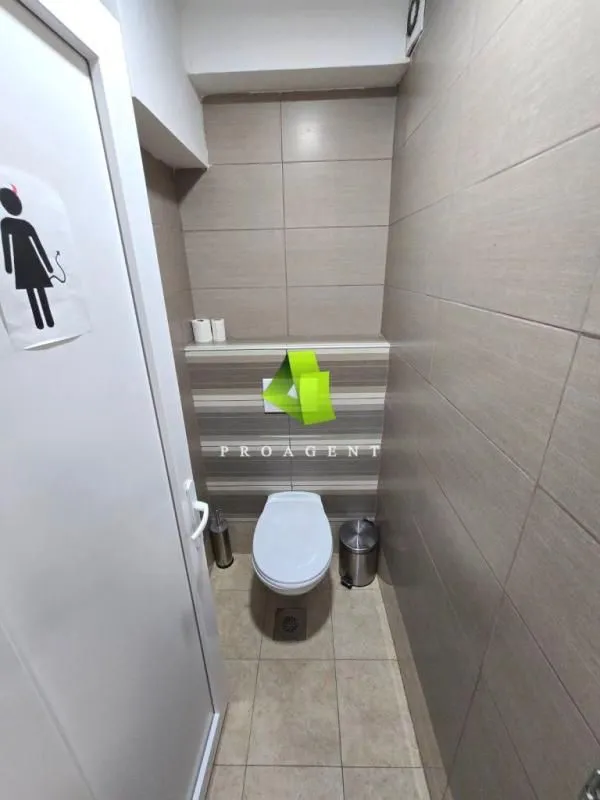 Rent, office space, 110m², Medijana, Niš