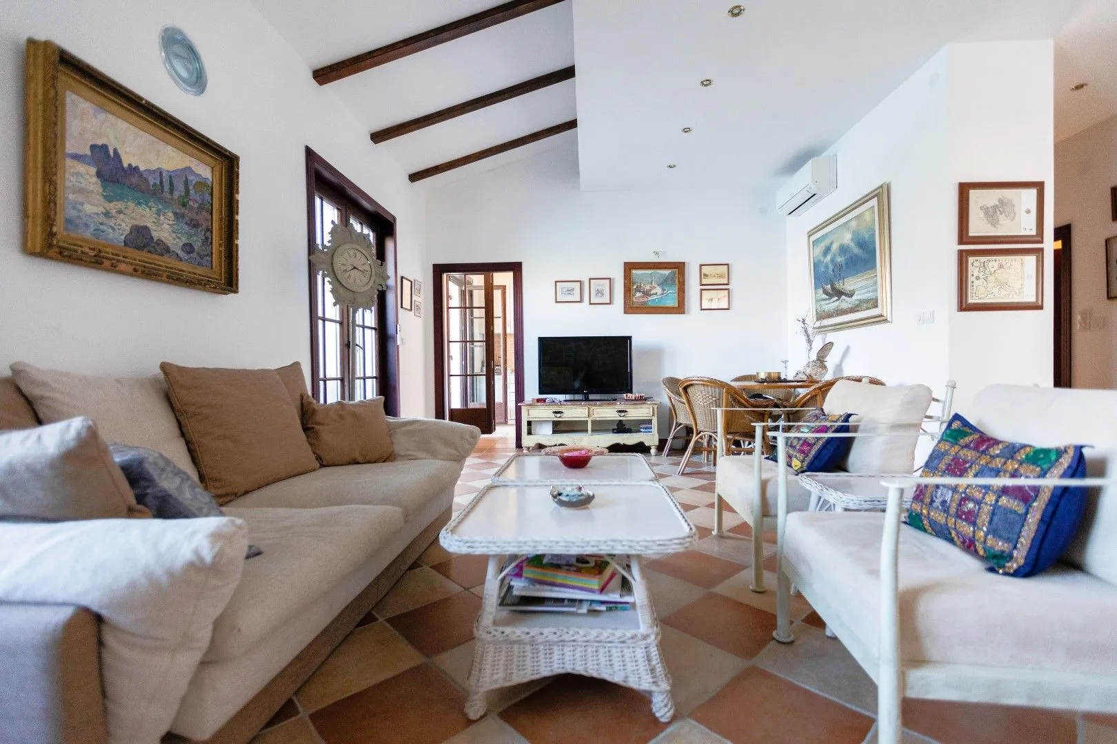 Prodaja, dvosoban stan, 101m², Kostanjica, Kotor