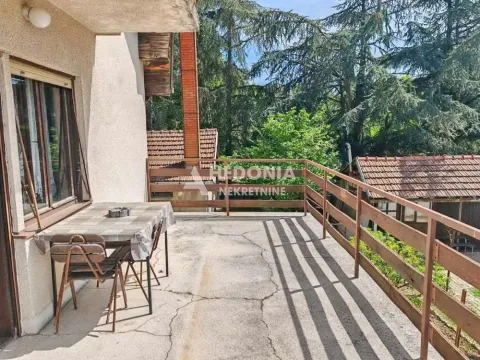 Sale, house, 317m², Sremčica, Beograd - image 11