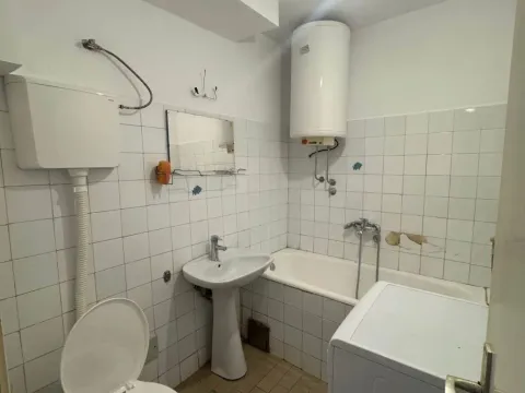 Prodaja, trosoban stan, 89m², Tuški Put, Podgorica - image 7