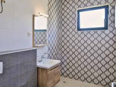 Sale, two bedroom apartment, 81m², Bečići, Budva - image 8