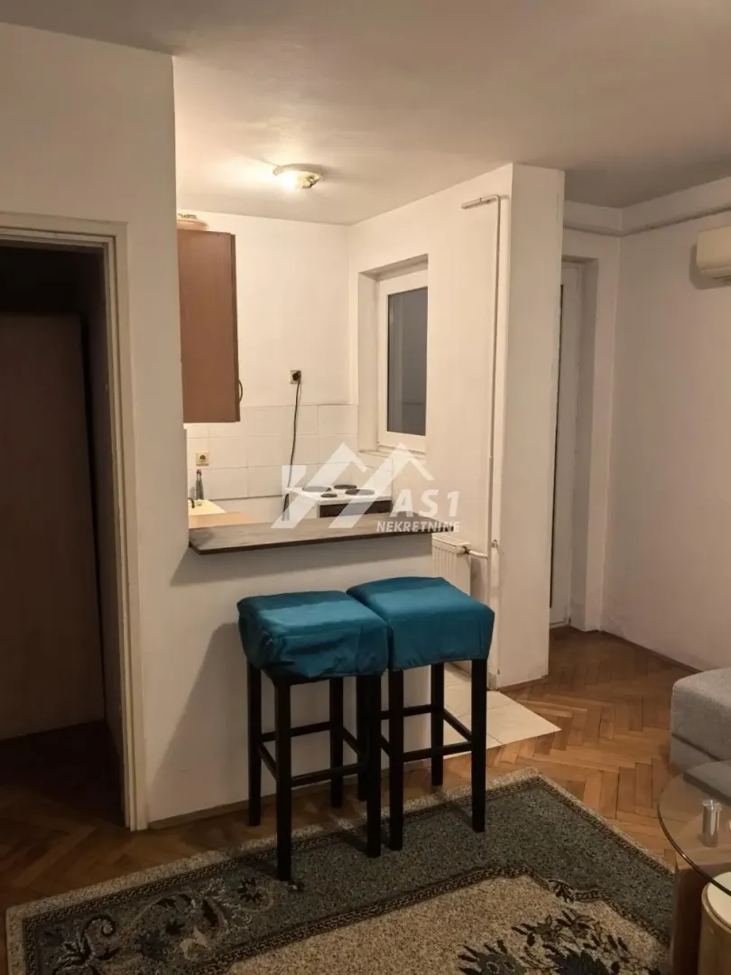 Rent, one bedroom apartment, 30m², Socijalno, Novi Sad Sve Podlokacije